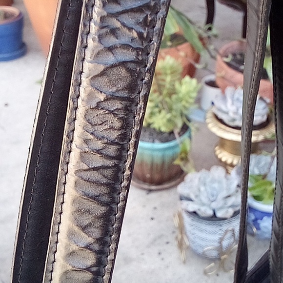 Vinci's bench Rare purse - Picture 7 of 9